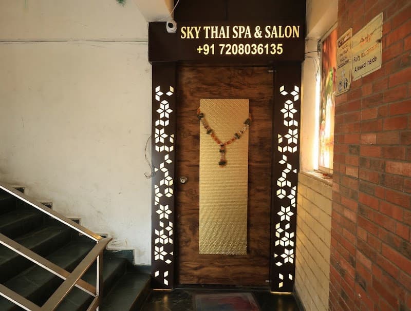 Sky Thai Spa In Malad | Thai Massage | Deep Tissue Massage | Dry Massage | Jacuzzi | Hammam Mumbai photo