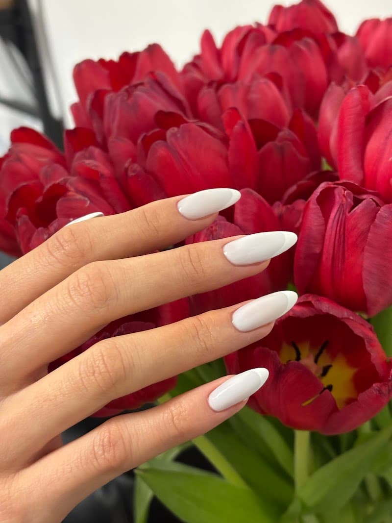 Skyline Nails New York photo