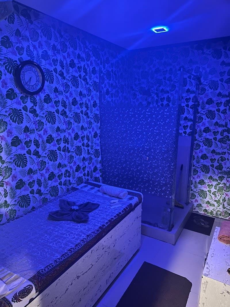 SKYN Spa Delhi photo