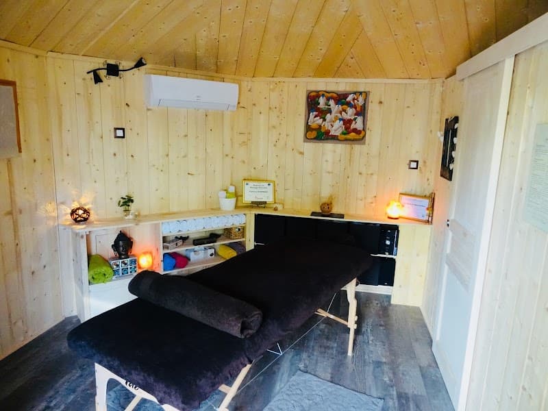 Sol i Lluna Massage Saint-Hippolyte photo