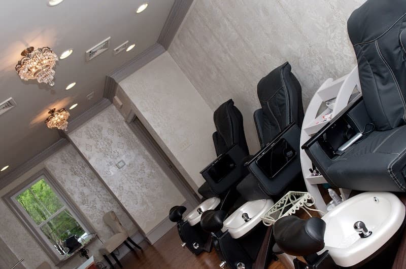 Solace Salon And Spa Bloomington photo