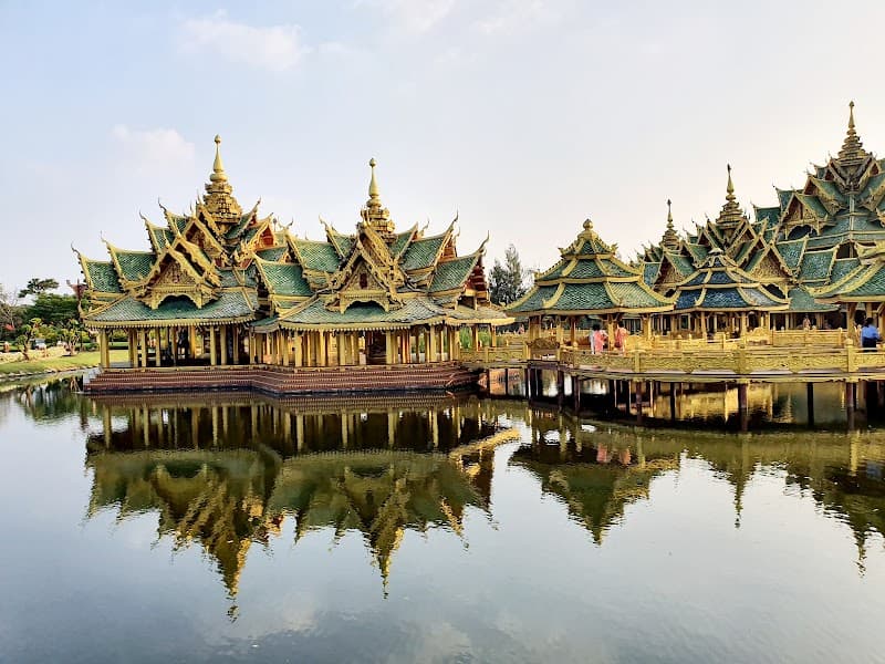 Som Nuad Phan Boran Bangkok photo