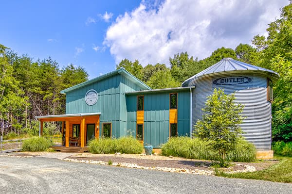 Southlake Spa and Salt Room Franklin County photo