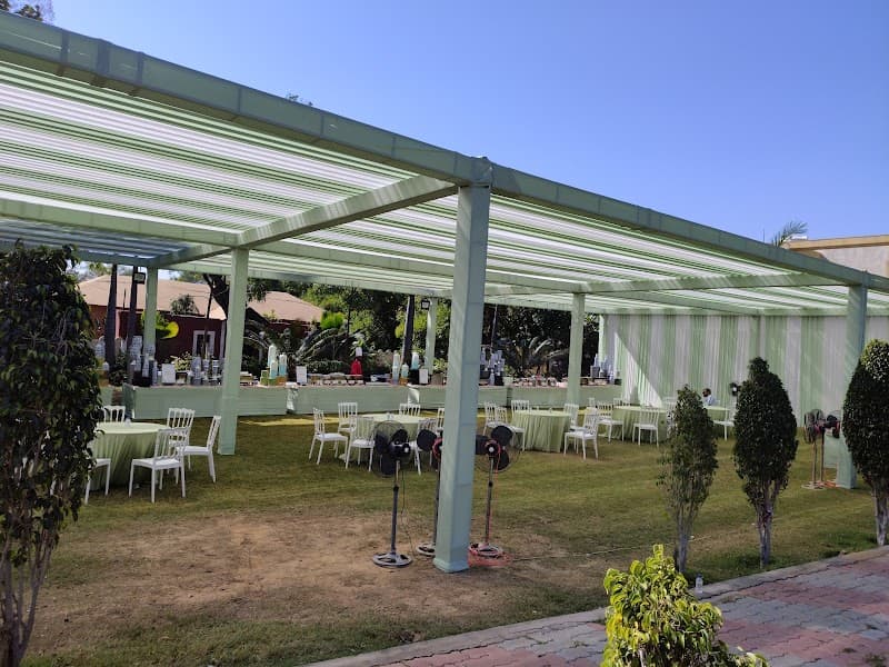 SP Resort 'n' Spa Gandhinagar photo