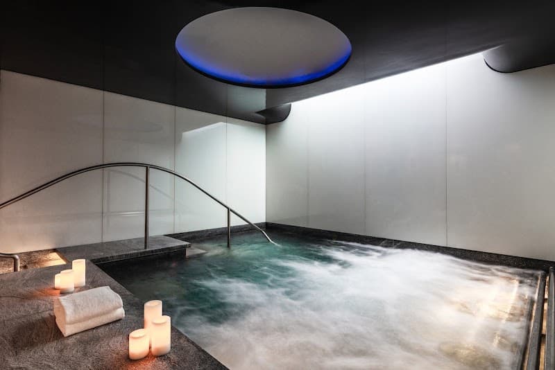 Spa at Four Seasons Hotel London photo
