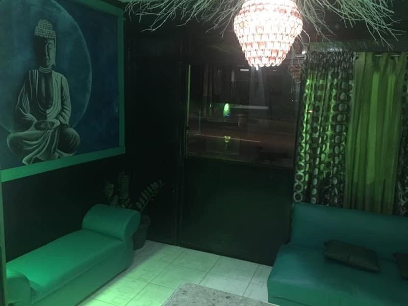 Spa Avenue Dasmariñas photo
