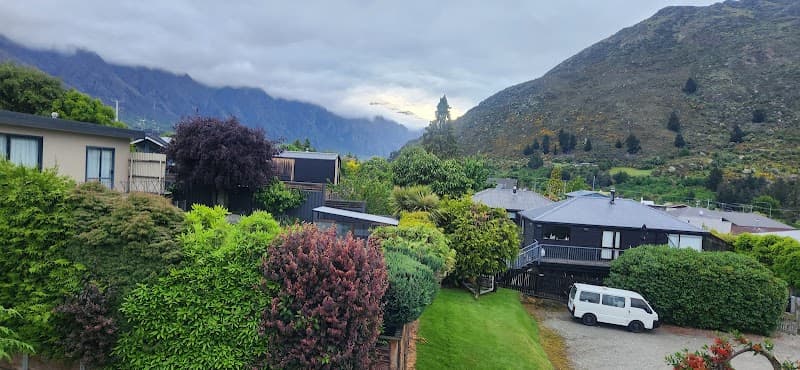 SPA/B&B Queenstown photo