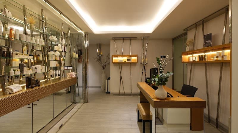 Spa Cinq Mondes et Carita Cannes photo