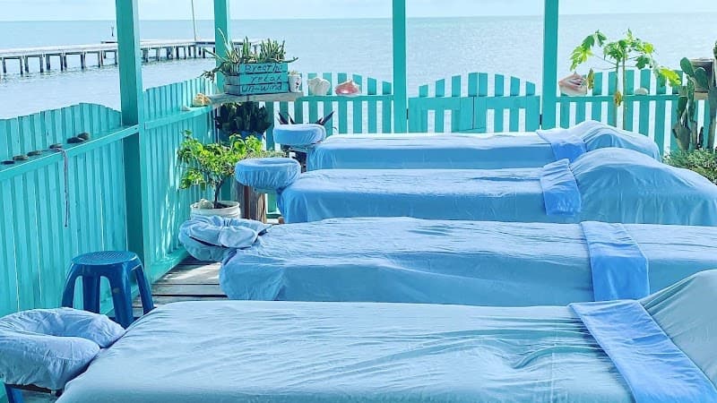 Spa Junkie Caye Caulker photo