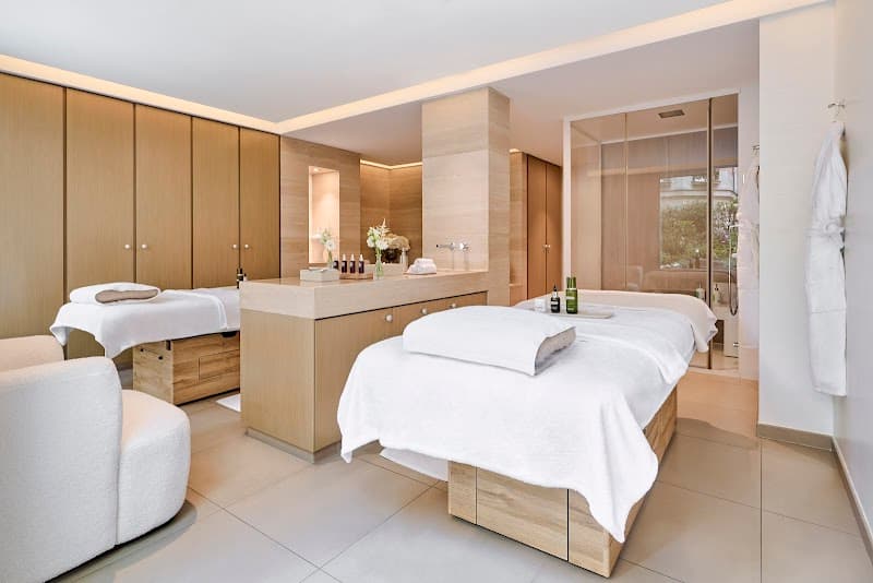 Spa Le Bristol by La Prairie Paris photo