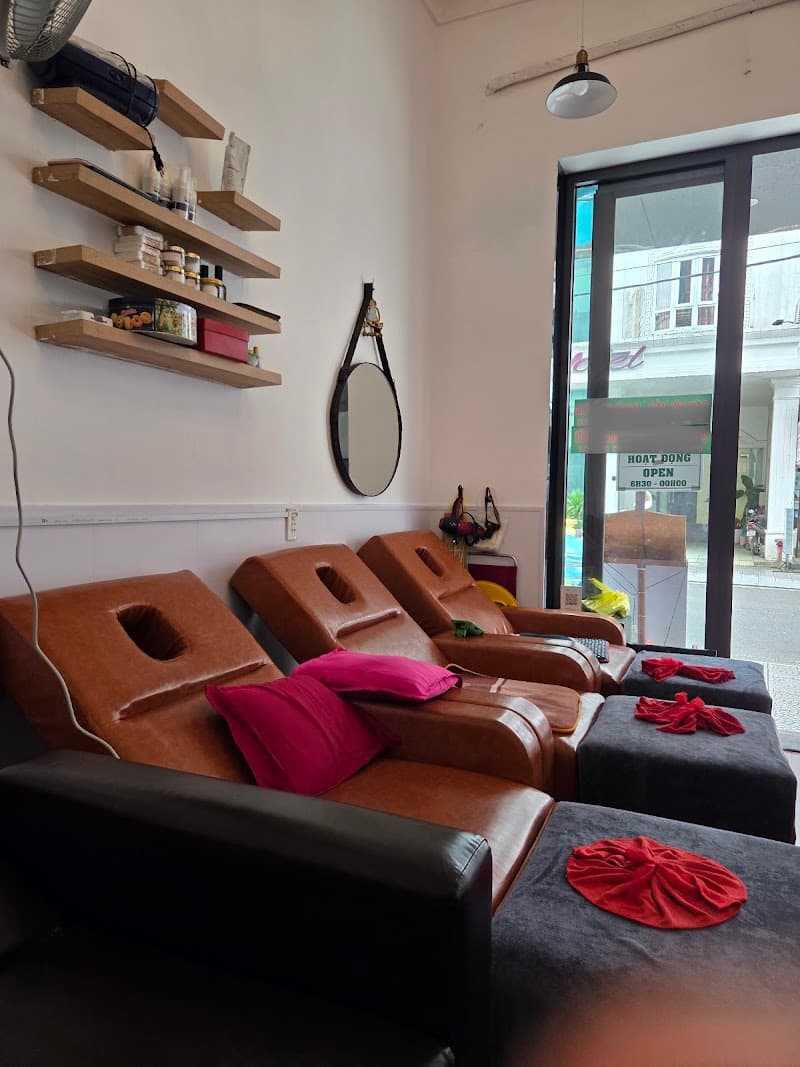 Spa & Massage Holidays Hue photo