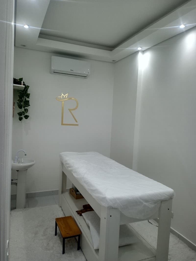 Spa Massoterapia Beleza E Saúde Pinhais photo