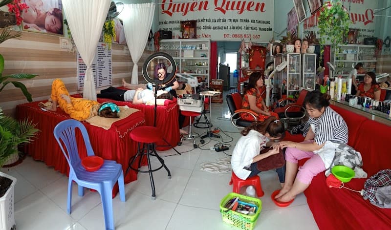 Spa QuyÊN QuyÊN Huyện Đức Hòa photo