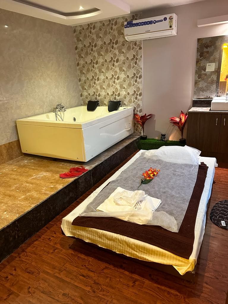 Spa Retreat Ghatkopar Mumbai photo