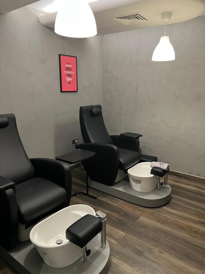 Spa, saloon Bousher photo