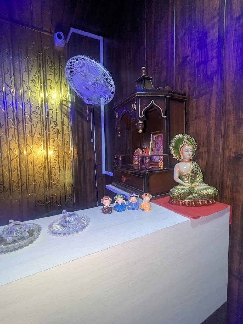 Spa Unisex Salon Bridal Studio Fitness Lucknow photo