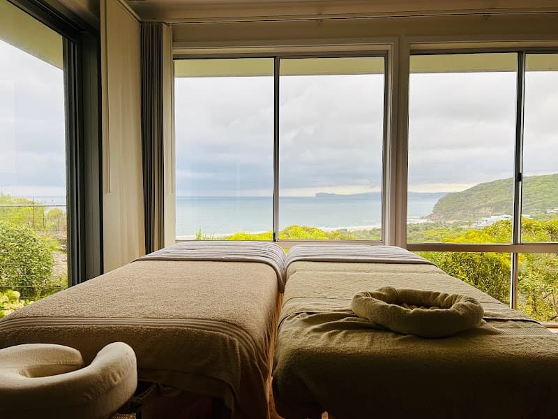 Spa View Killcare Central Coast photo