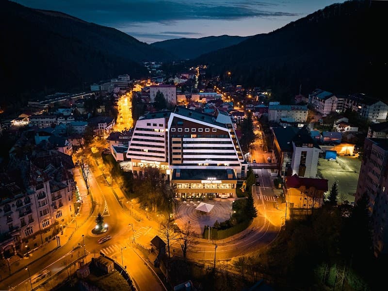 SPA & wellness Hotel International Sinaia photo