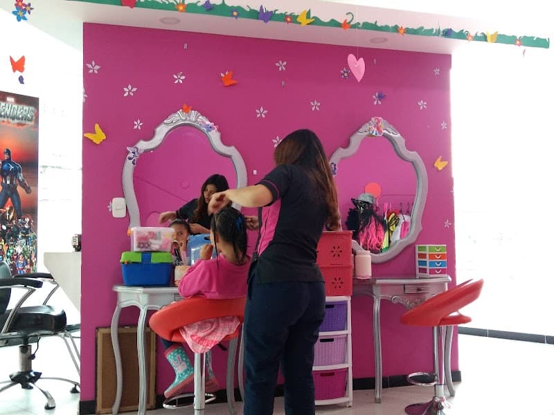 Spa y Peluqueria Isalandia Bogotá, D.C. photo