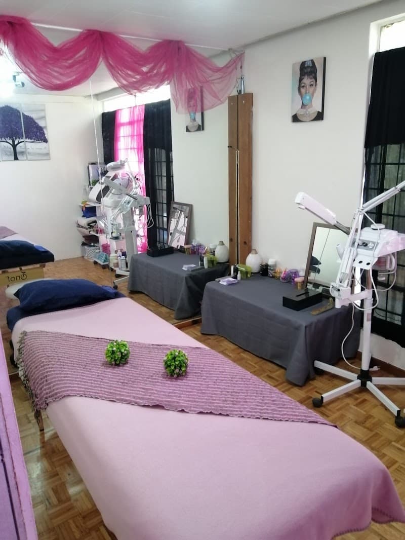 SpaIxchel cuerpo y mente. Mexico City photo