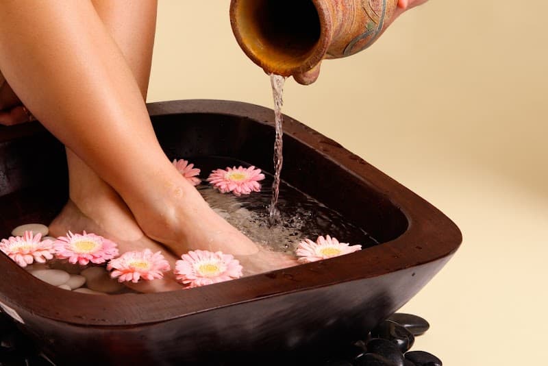 Spring spa & Helen massage Bradford West Gwillimbury photo