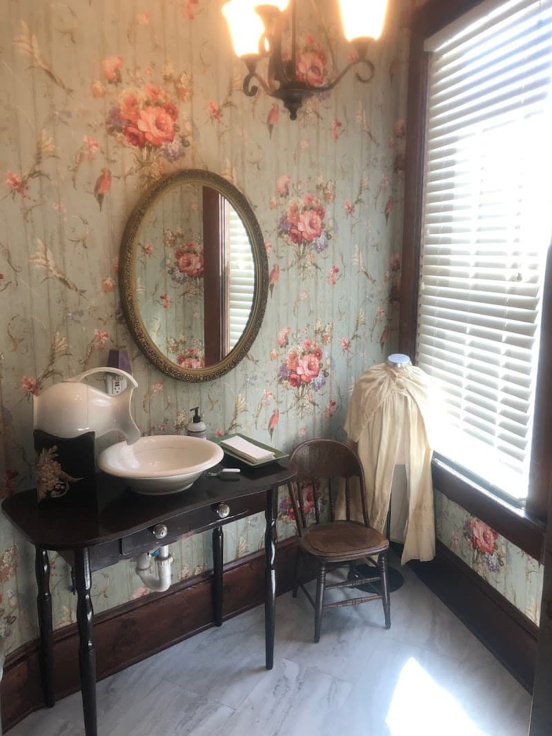 Springhouse Spa and Salon . DILLSBURG BORO photo