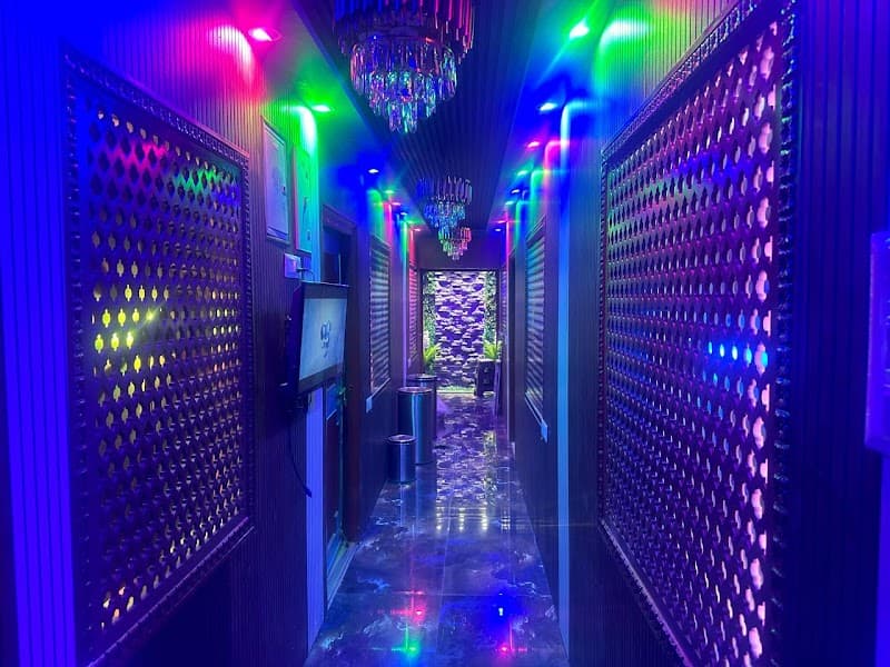 Srushti Spa Vadgaonsheri Branch Pune photo