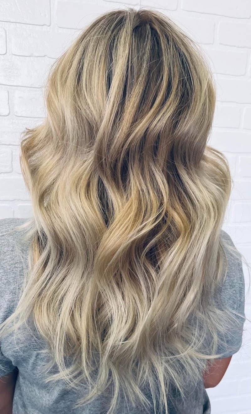 Steel Magnolias Salon & Day Spa Hamilton photo