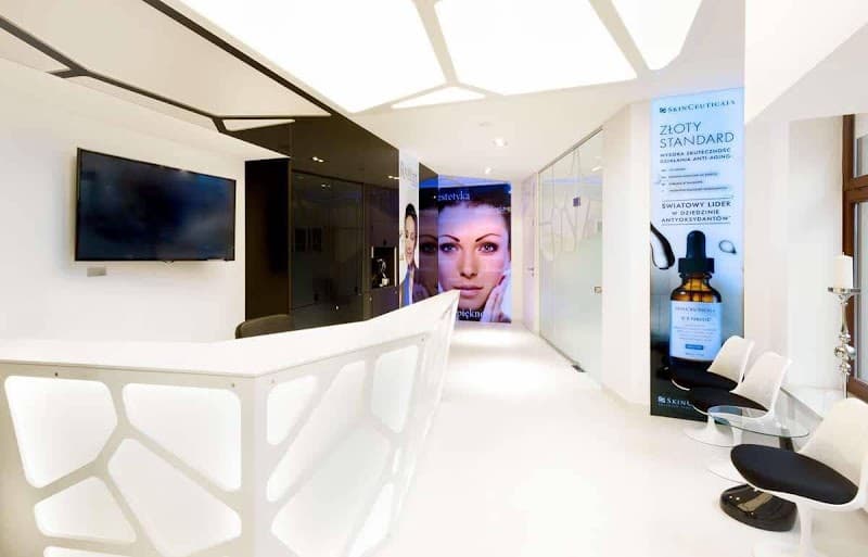 Sthetic Klinika Dr Jagielskiej Warszawa photo