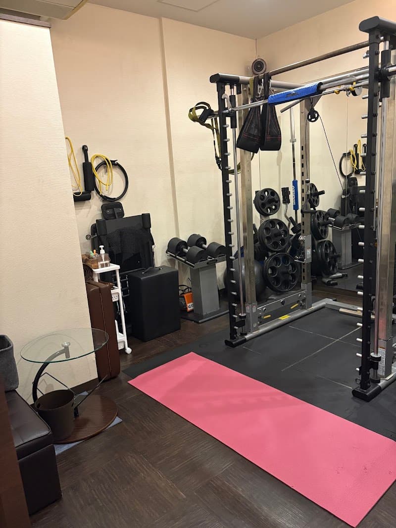 Stretch & Training Trim Plaza House Store Kitanakagusuku Village, Nakagami District photo