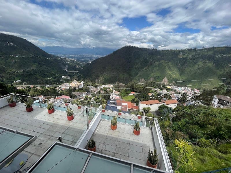Stubel Suites and Cafe Quito photo