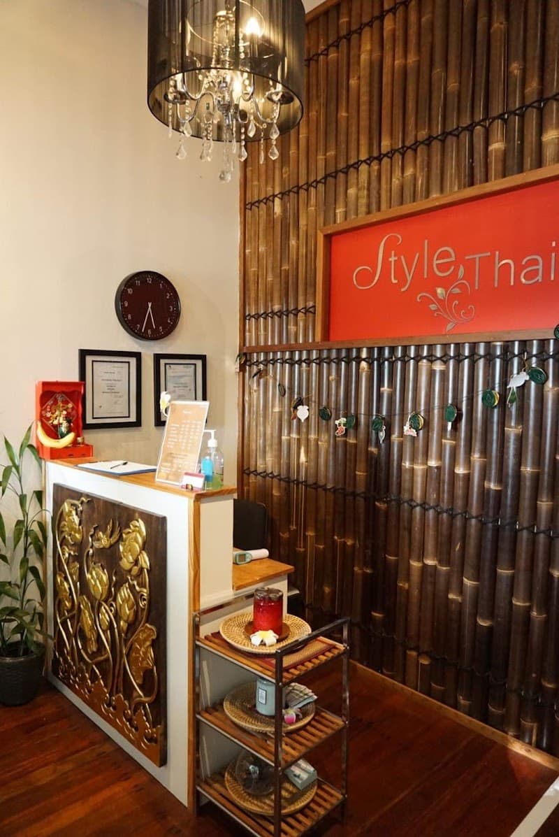 Style Thai Crows Nest photo