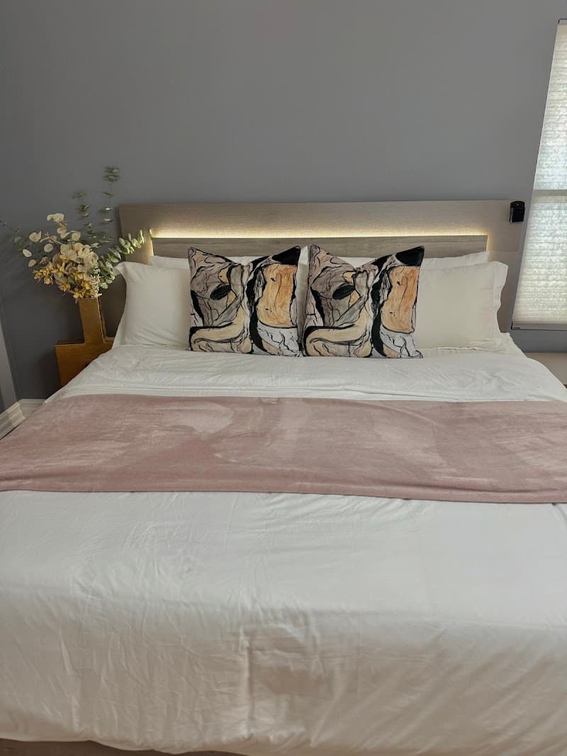 Suite Luxury Post-op Recovery Home Houston photo