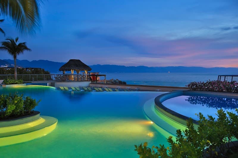 Sunset Plaza Beach Resort & Spa Puerto Vallarta photo