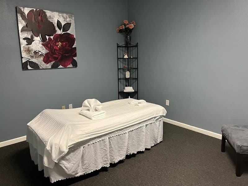 Super 5 Spa Folsom photo