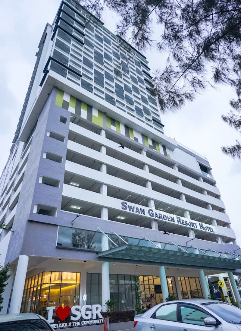Swan Garden Resort Hotel Melaka Malacca photo