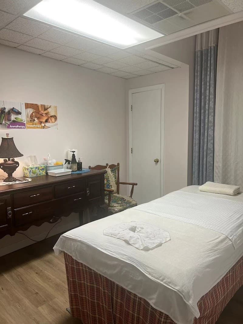 Swan Massage Wellness Center Beverly photo