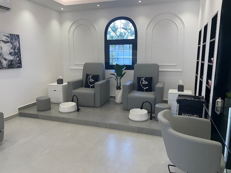 Sway Studio AE Abu Dhabi photo