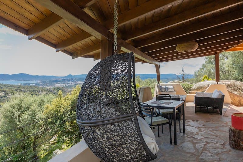 Swim Lodge Hotel Porto Vecchio Piscine privée ou Jacuzzi privé Corsica photo