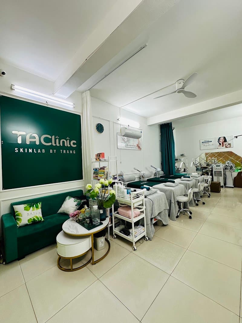 TAClinic Chăm sóc Sắc đẹp Quận Cầu Giấy photo