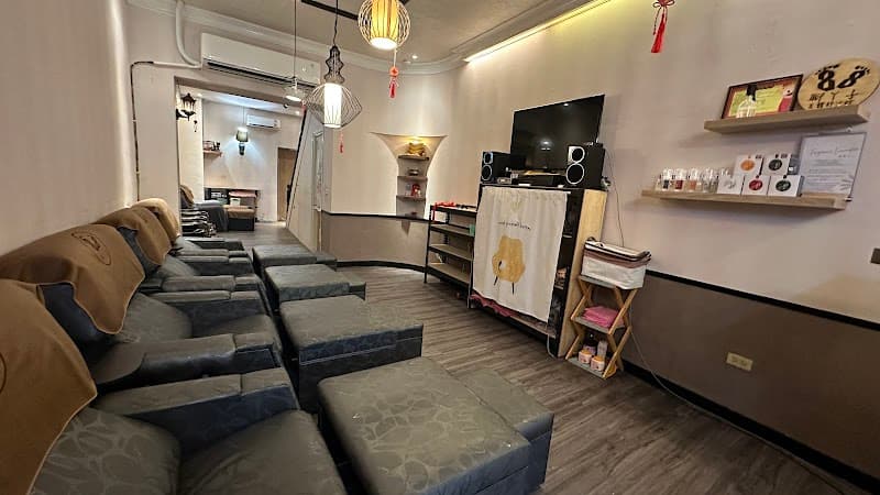 Tainan Deep Pressure Massage Fascia Relaxation Tainan City photo