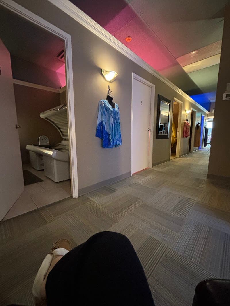 Tanning and Beauty Salon Burlington photo