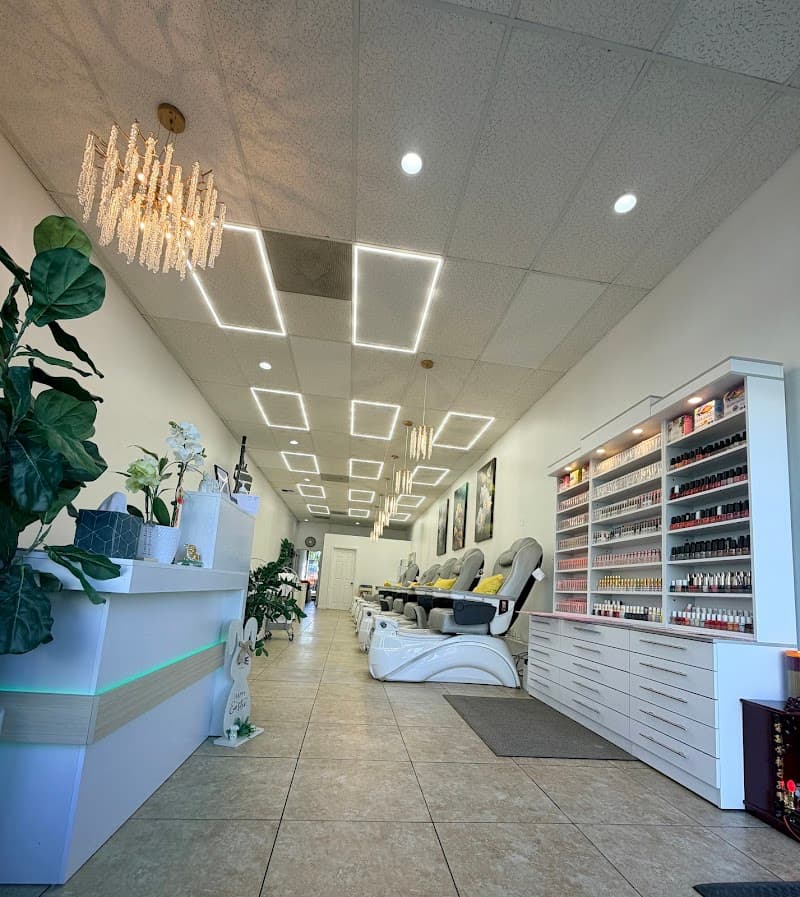 Tarzana Nail Salon photo