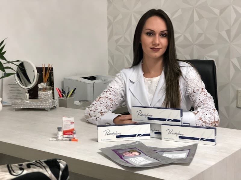 Tatiane Salatino - Estética Facial e Corporal Arapongas photo