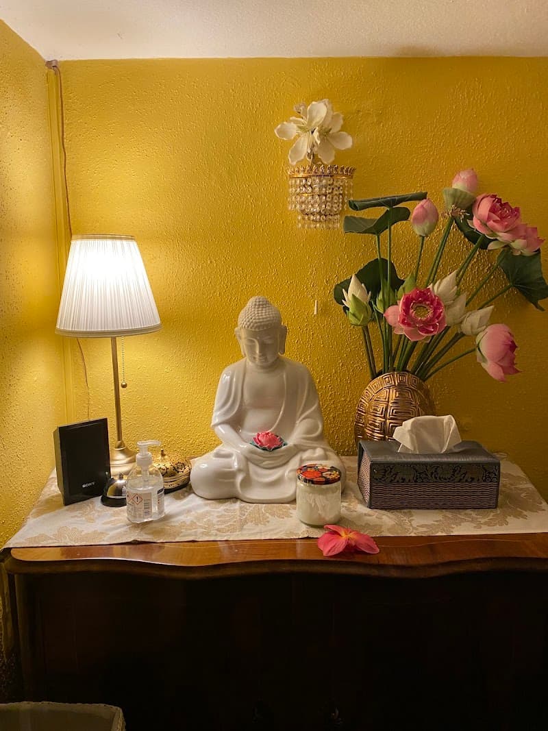 Taweeporn Thaimassage Frankfurt photo