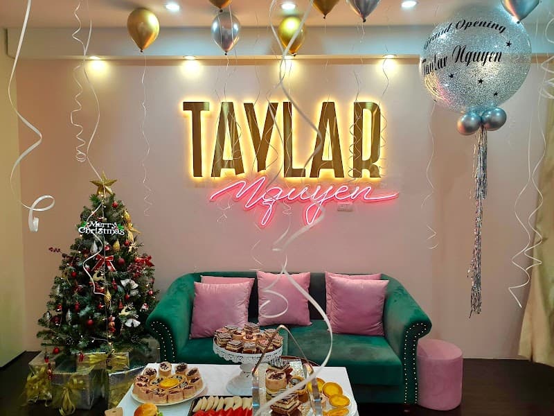 Taylar Nguyen - Beauty & Academy Quận Cầu Giấy photo