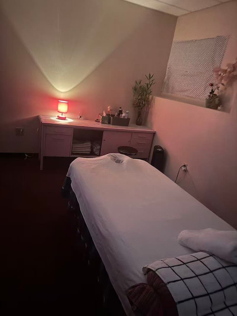 Tea Tree Essential Oil Spa Derry photo