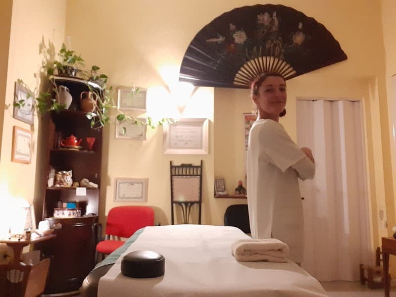 Tecniche del massaggio di Claudia Sedda Oristano photo