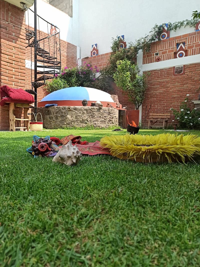 Temazcal Izcoatl Teotihuacán photo
