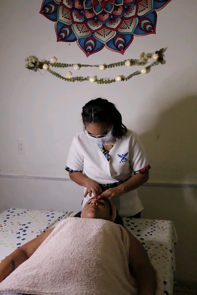 Terapeuta de Masajes Jacqueline de la O San Juan Bautista Tuxtepec photo